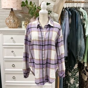 Mi Ami for Francesca's | Purple, White & Tan Plaid Lightweight Flannel size M